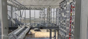 קומת ביניים בבניה מתקדמת