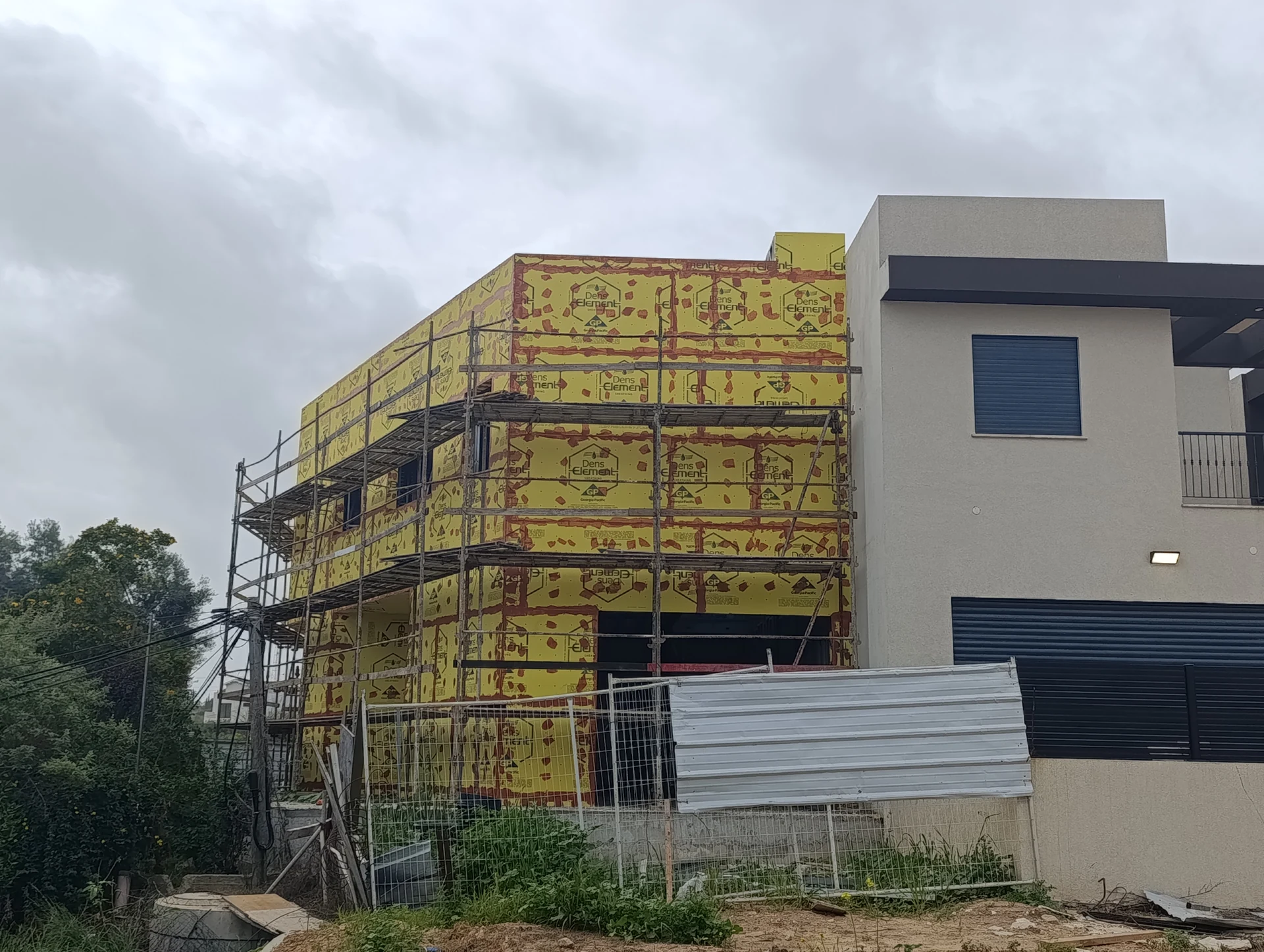 בניית בית פרטי – שתי קומות בבנייה מתקדמת פרויקט גדרה