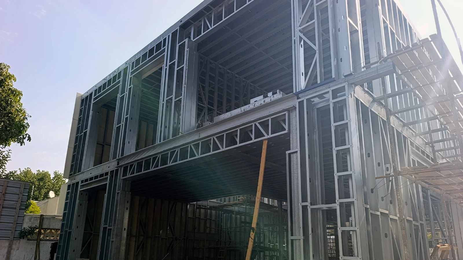 פרויקט קריית טבעון: בניית בית פרטי – שתי קומות בבנייה מתקדמת