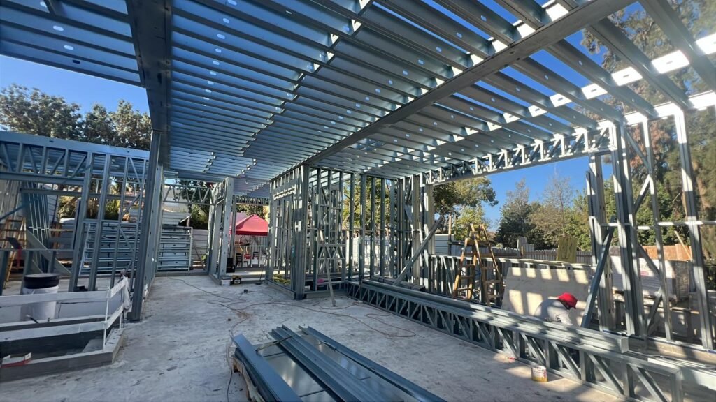 בית פרטי פלדה דקת דופן , טרס בניה מתקדמת