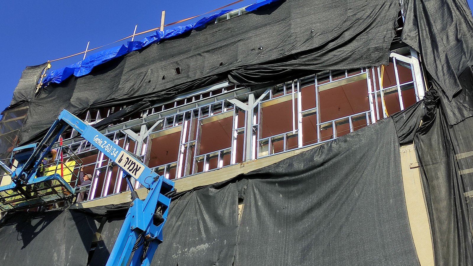 תוספת 2 קומות על בניין קיים – תל אביב