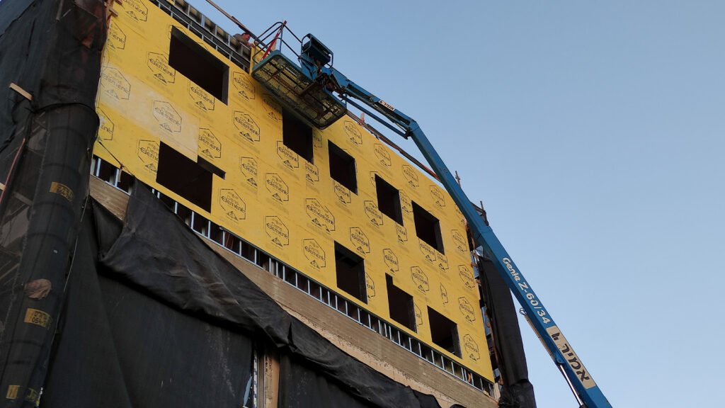 תוספת 2 קומות על בניין קיים – תל אביב