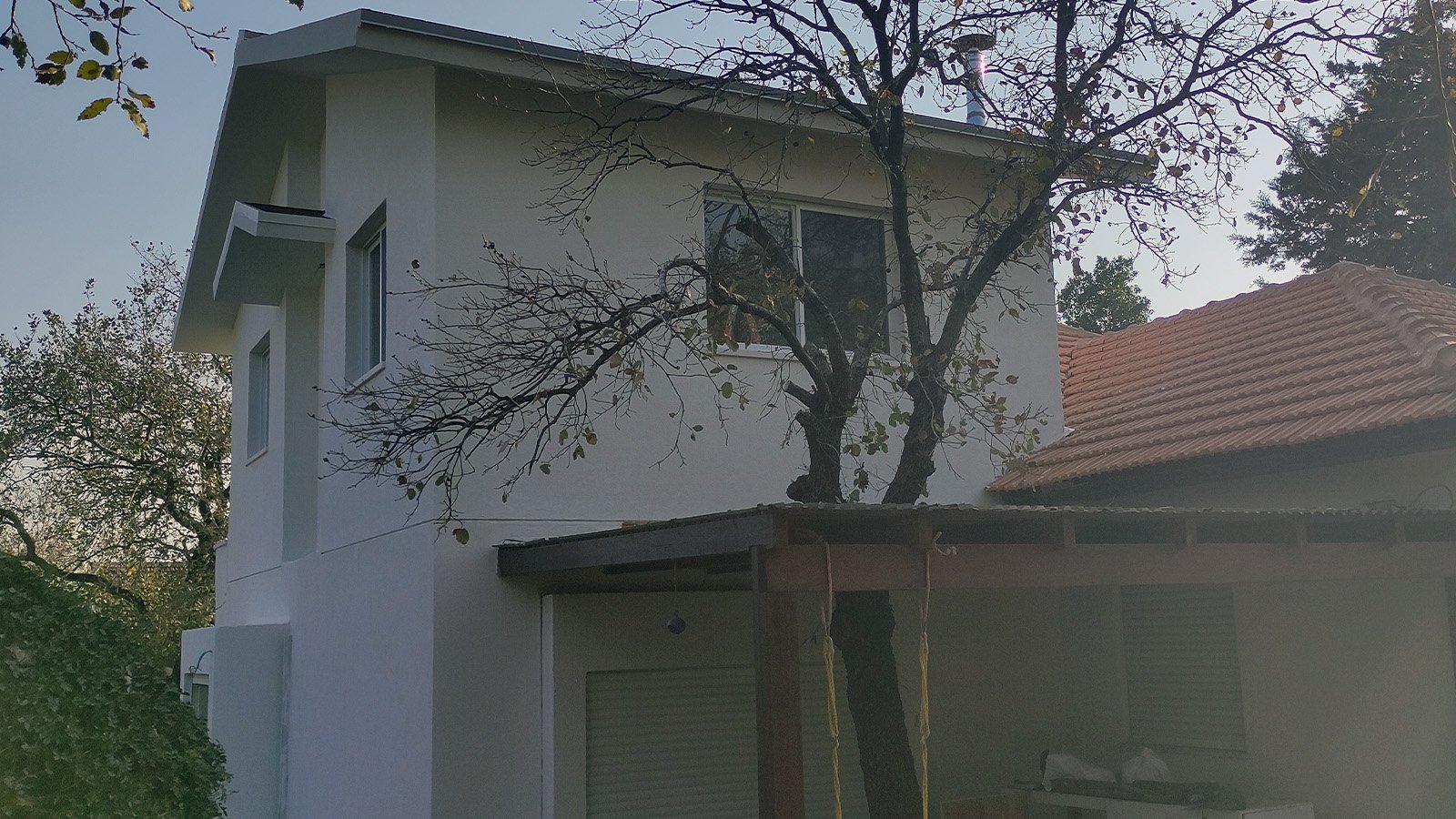 תוספת בנייה על גג קיים – גג משופע לשני כיוונים